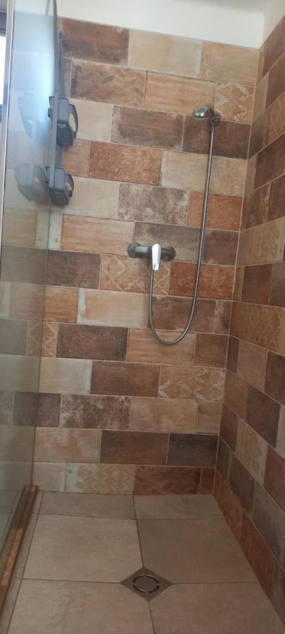 Ket Puli Vendeghaz Apartment เบเกซซาบา ภายนอก รูปภาพ